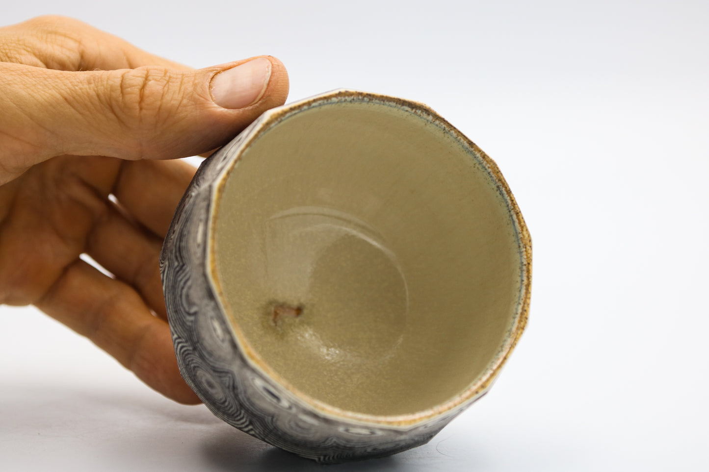 GURU B&W I